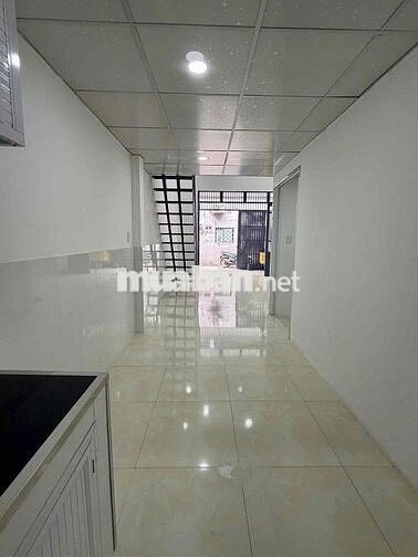 Hàng hiếm dưới 2 Tỷ, P.Trung Mỹ Tây cũ