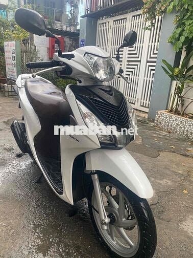 Honda Vision Trắng Việt Nam