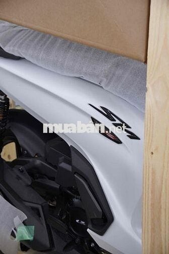 SH350i Nhập Ý mới 100% hàng nguyên thùng Giá alo