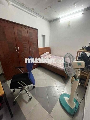 Cho thuê villa mini - 4PN 5WC - sân đậu được 2 ô tô - sát Q1 giá 3x