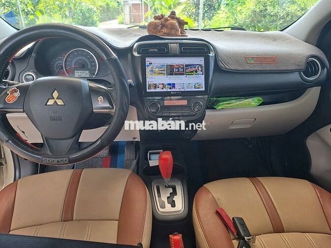 Mitsubishi Attrage Trắng Thái Lan