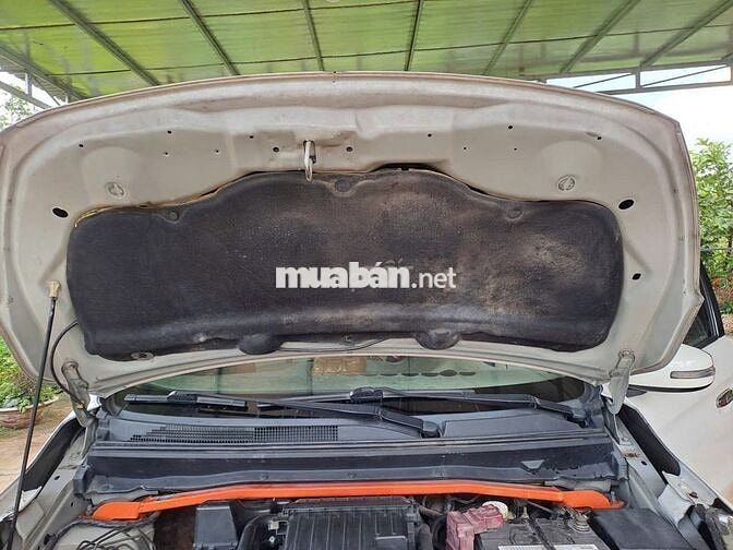 Mitsubishi Attrage Trắng Thái Lan
