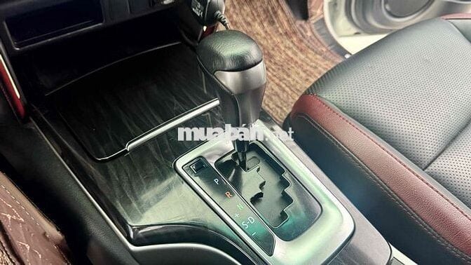 Toyota Fortuner Legender đk 2022, sx 2021 2.4 AT