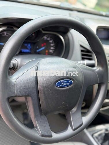 Ford Ranger XLS 2.2L 2015 Trắng 35 vạn