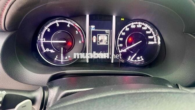 Toyota Fortuner Legender đk 2022, sx 2021 2.4 AT