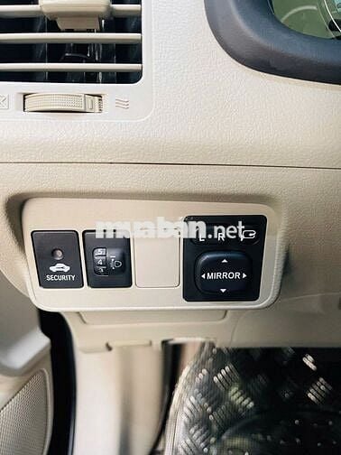Corolla Altis 2.0V 2013 đẹp và chất.