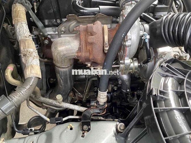 Toyota Fortuner 2011  Maý Dầu màu Bạc 17 vạn