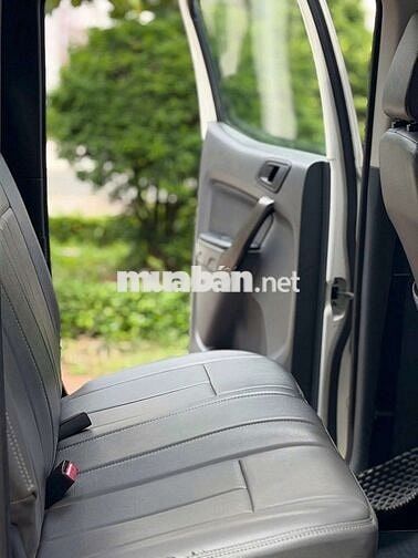 Ford Ranger XLS 2.2L 2015 Trắng 35 vạn