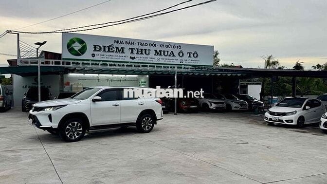 Toyota Fortuner Legender đk 2022, sx 2021 2.4 AT