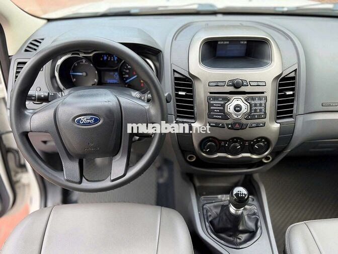 Ford Ranger XLS 2.2L 2015 Trắng 35 vạn
