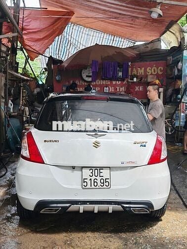 Suzuki Swift 2016 Hatchback Trắng 51.000 km