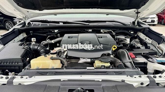 Toyota Fortuner Legender đk 2022, sx 2021 2.4 AT