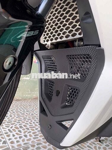 Yamaha Exciter 150 Trắng, Đỏ, Đen