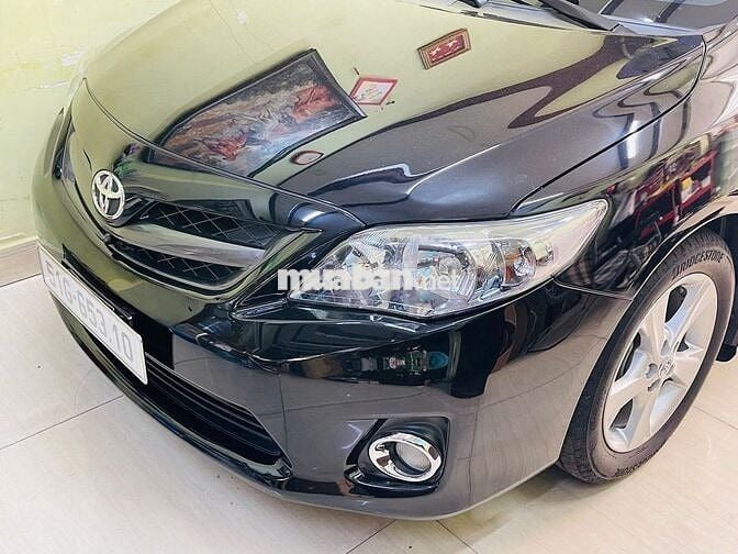 Corolla Altis 2.0V 2013 đẹp và chất.