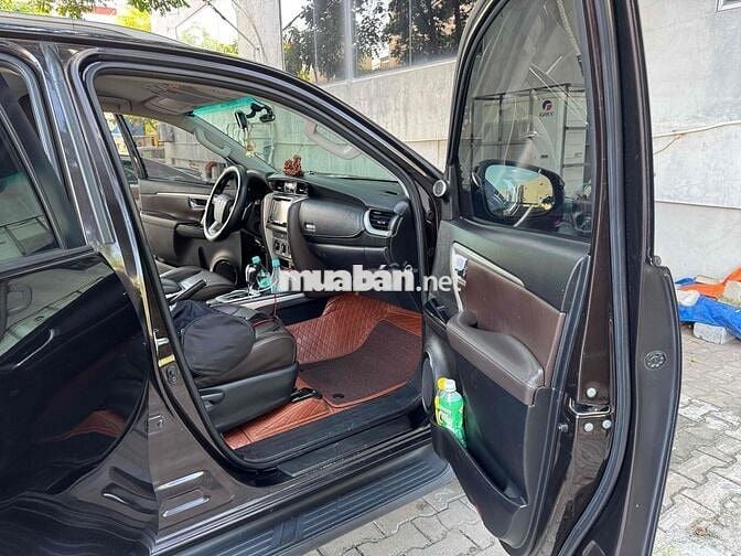 Toyota Fortuner 2018 Tự động Đen 140000 km