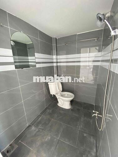 cho thuê nguyên căn xây Mới mặt tiền Tạ Quang Bửu