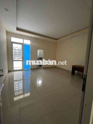 Cho thuê nhà KDC Hiệp Thành 3 ,1 trệt 2 Lầu 4pn.