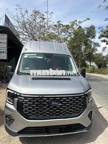 Ford Transit Premium 2024