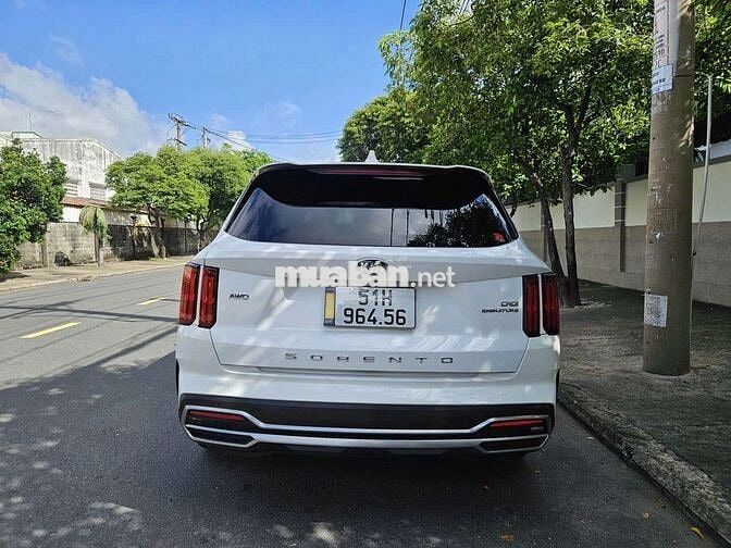 Kia Sorento Signature 2021 88.000 km Trắng