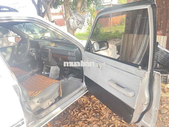 Kia CD5 2002 Trắng 4 chỗ