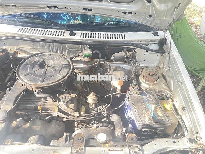 Kia CD5 2002 Trắng 4 chỗ