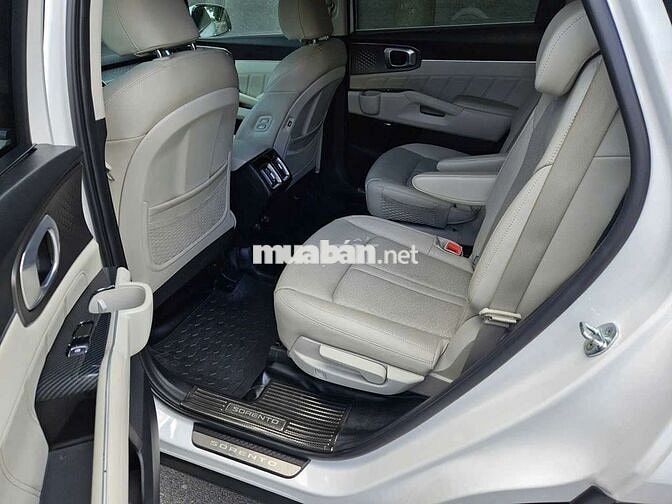 Kia Sorento Signature 2021 88.000 km Trắng
