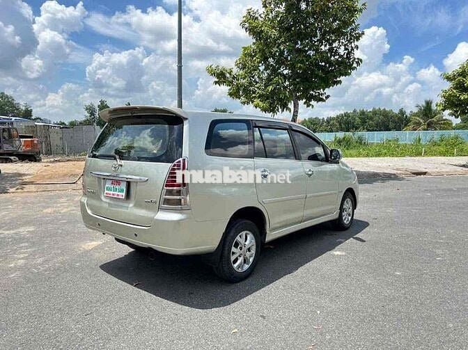 Toyota Innova G 2006 Vàng cát 7 chỗ