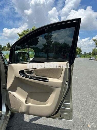 Toyota Innova G 2006 Vàng cát 7 chỗ