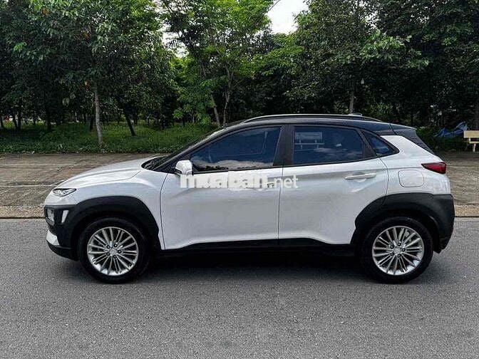 Hyundai Kona 2020 Tự động 30000 km Trắng