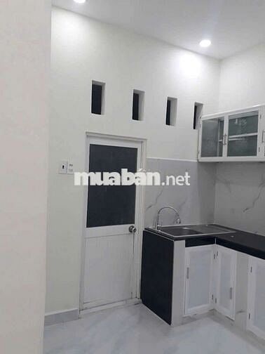 Cho thuê nhà nguyên căn Phan Huy Ích, 2PN 2WC, mới đẹp, nhận nhà 01/09