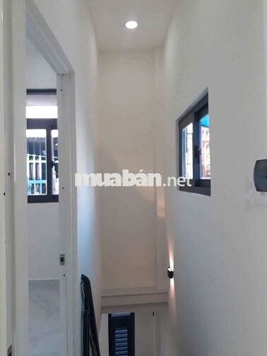Cho thuê nhà nguyên căn Phan Huy Ích, 2PN 2WC, mới đẹp, nhận nhà 01/09