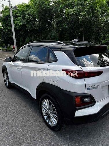 Hyundai Kona 2020 Tự động 30000 km Trắng