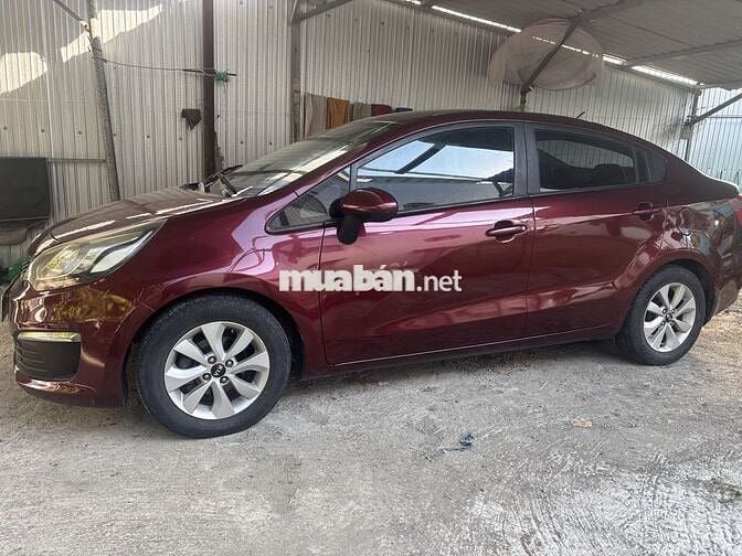 Kia Rio 2015 Đỏ rất đẹp