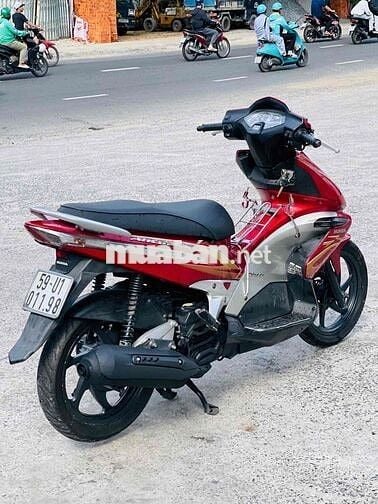 Honda Air Blade Fi 2011 biển tp chính chủ