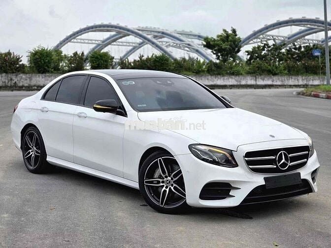Mercedes-Benz E300 AMG 2019 Trắng 50.000 km