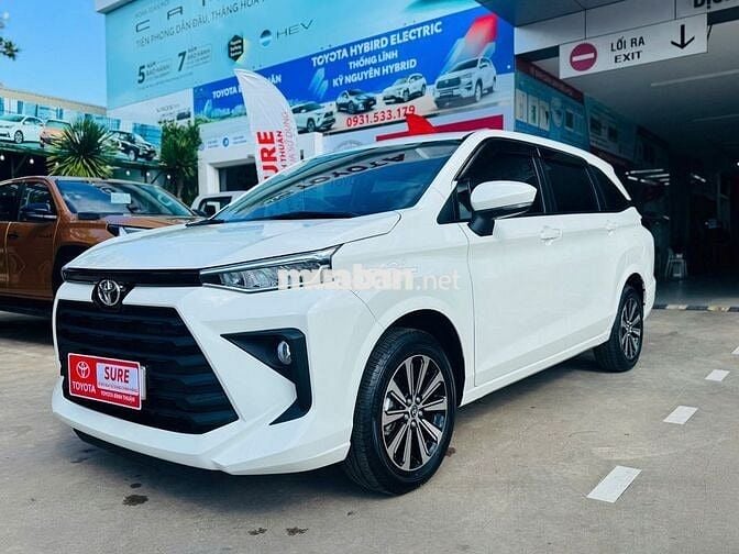 Toyota Avanza Premio 2025 Số sàn 7 chỗ Trắng