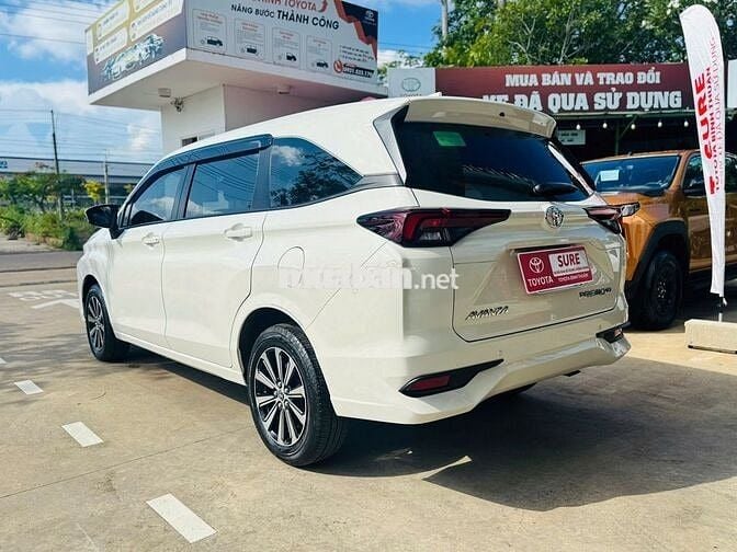Toyota Avanza Premio 2025 Số sàn 7 chỗ Trắng