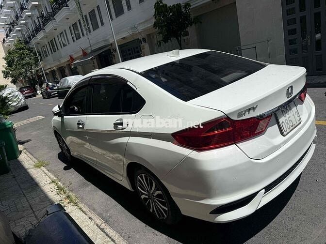 Honda City 2018 CVT Trắng 130.000 km