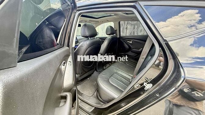 Hyundai Tucson 2.0L 4WD 2012 Đen