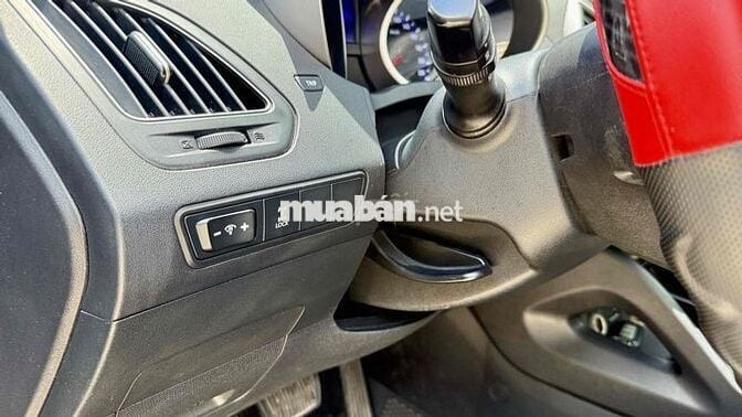 Hyundai Tucson 2.0L 4WD 2012 Đen