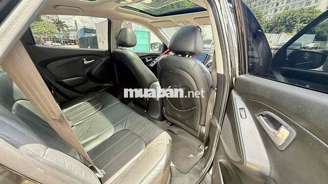 Hyundai Tucson 2.0L 4WD 2012 Đen
