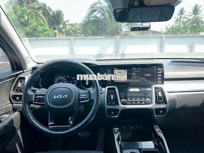 Kia Sorento 2022 2.2D Signature Trắng 07 chỗ