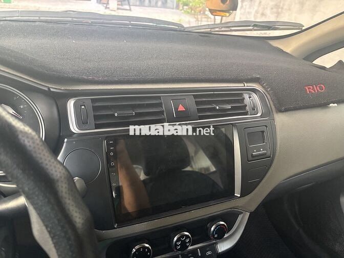 Kia Rio 2015 Đỏ rất đẹp