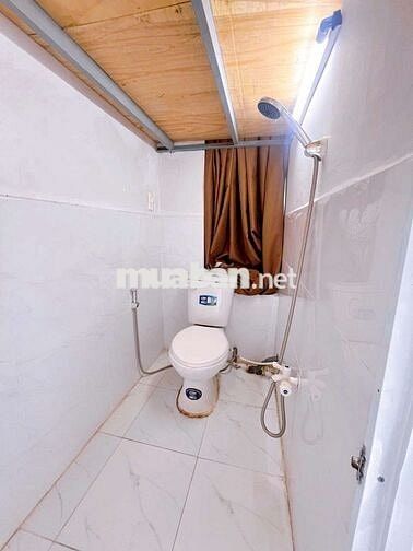CĂN HỘ  – BAN CÔNG RỘNG THOÁNG MÁT. Có gác