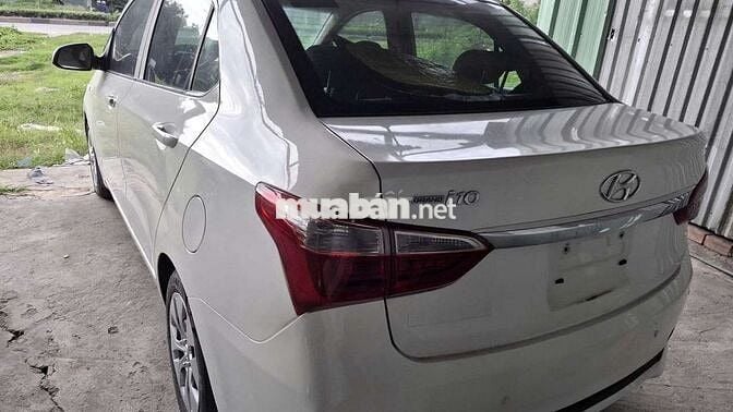 Hyundai Grand i10 Sedan 1.2 MT 2018 Trắng