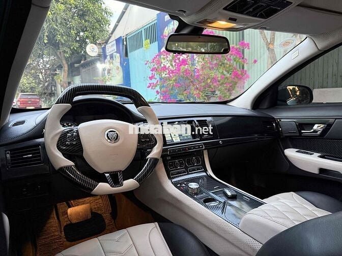 Jaguar XF 2013 Xanh nhạt Tự động 2.0