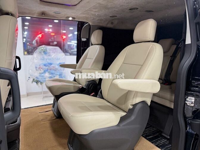 FORD TOURNEO TITANIUM 2019 – MPV 7 CHỖ CAO CẤP