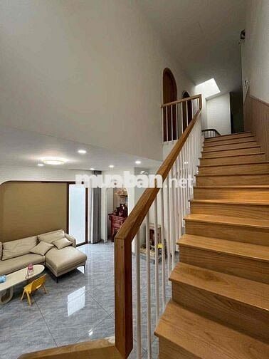 Bán nhà mặt tiền đường Bùi Hữu Nghĩa , sổ riêng 100m2 ,