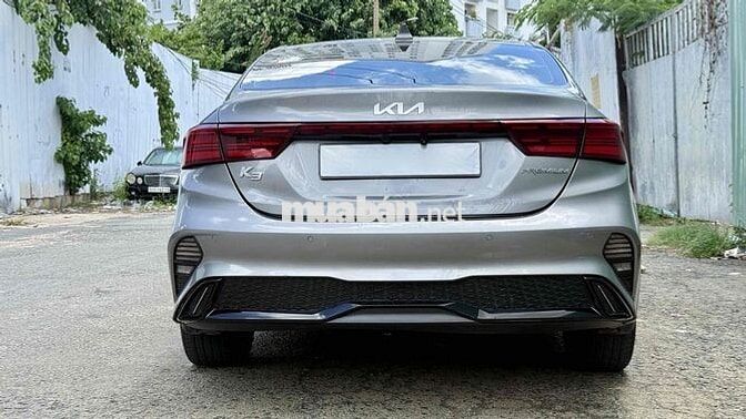 Kia K3 2.0 Premium 2022 48000 km Xám