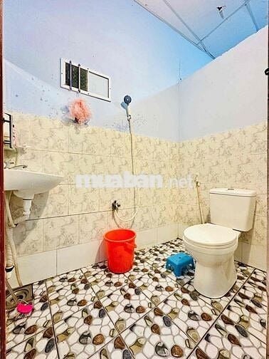 Nhà lộ nhựa full thổ cư cách HL18 chỉ 200m